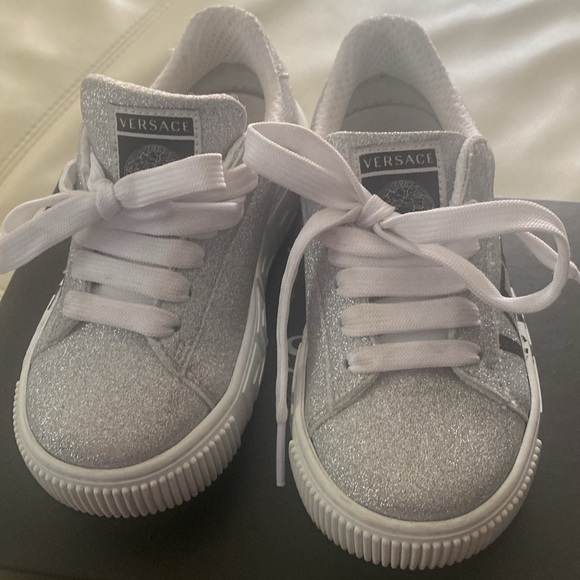 Versace Trainers - Picture 4 of 7